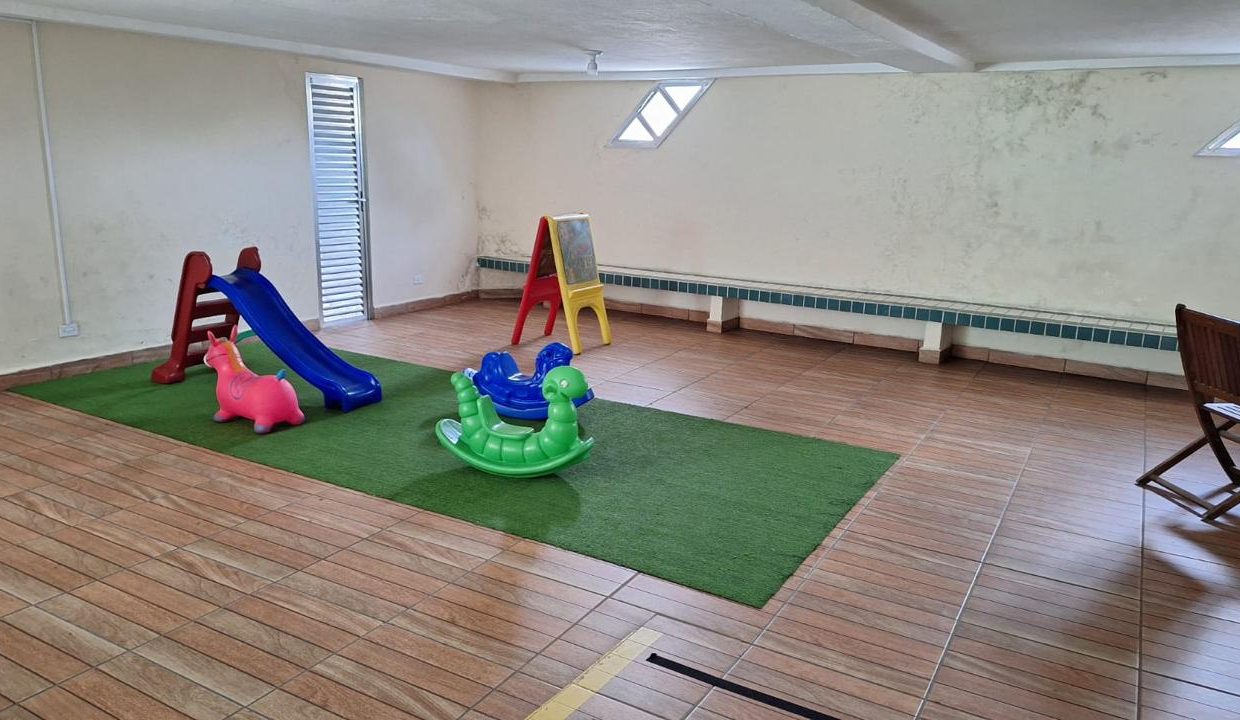 8 ESPAÇO KIDS